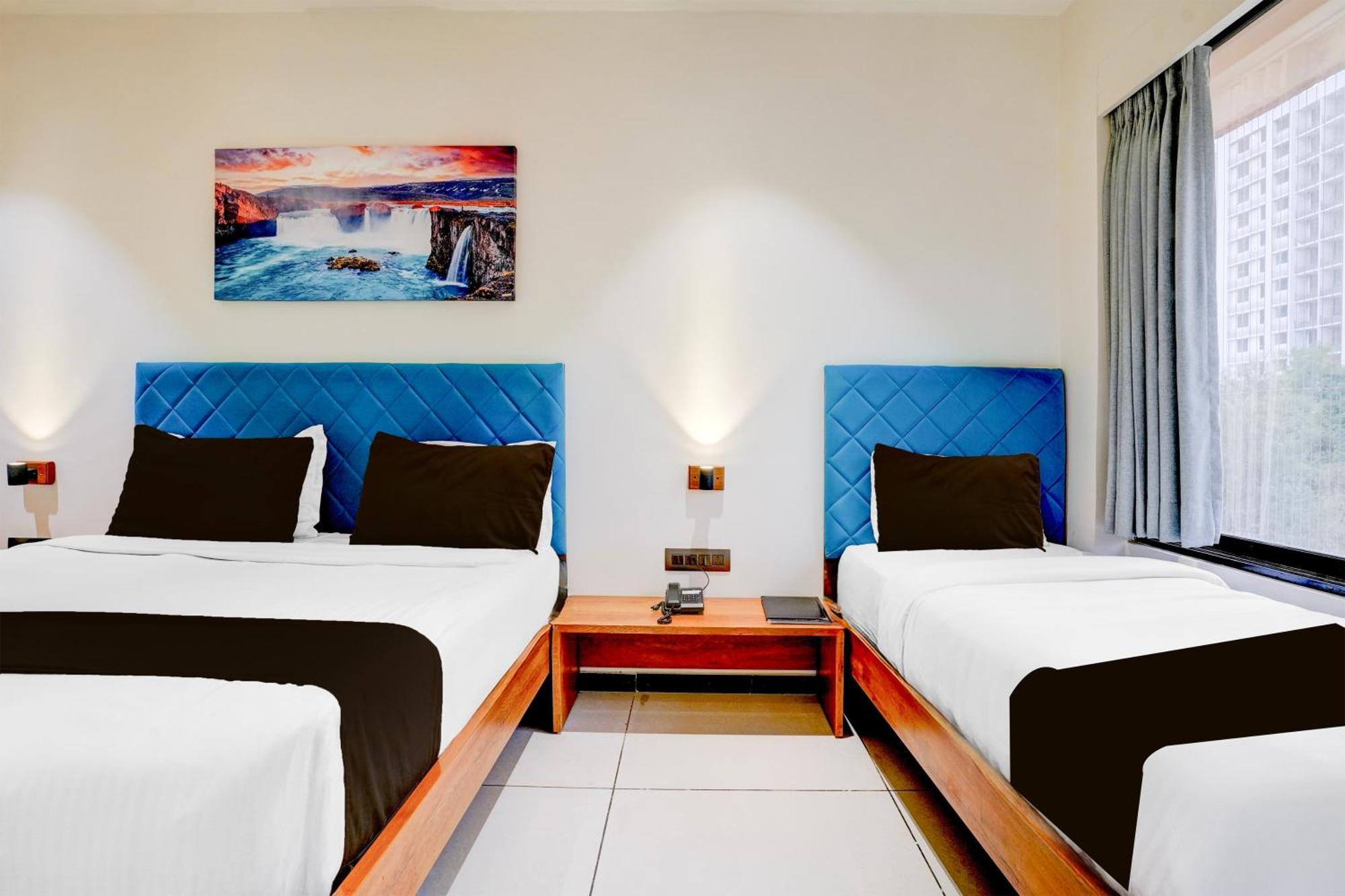 Palette- Siddharth Inn กันตินาการ์ ภายนอก รูปภาพ