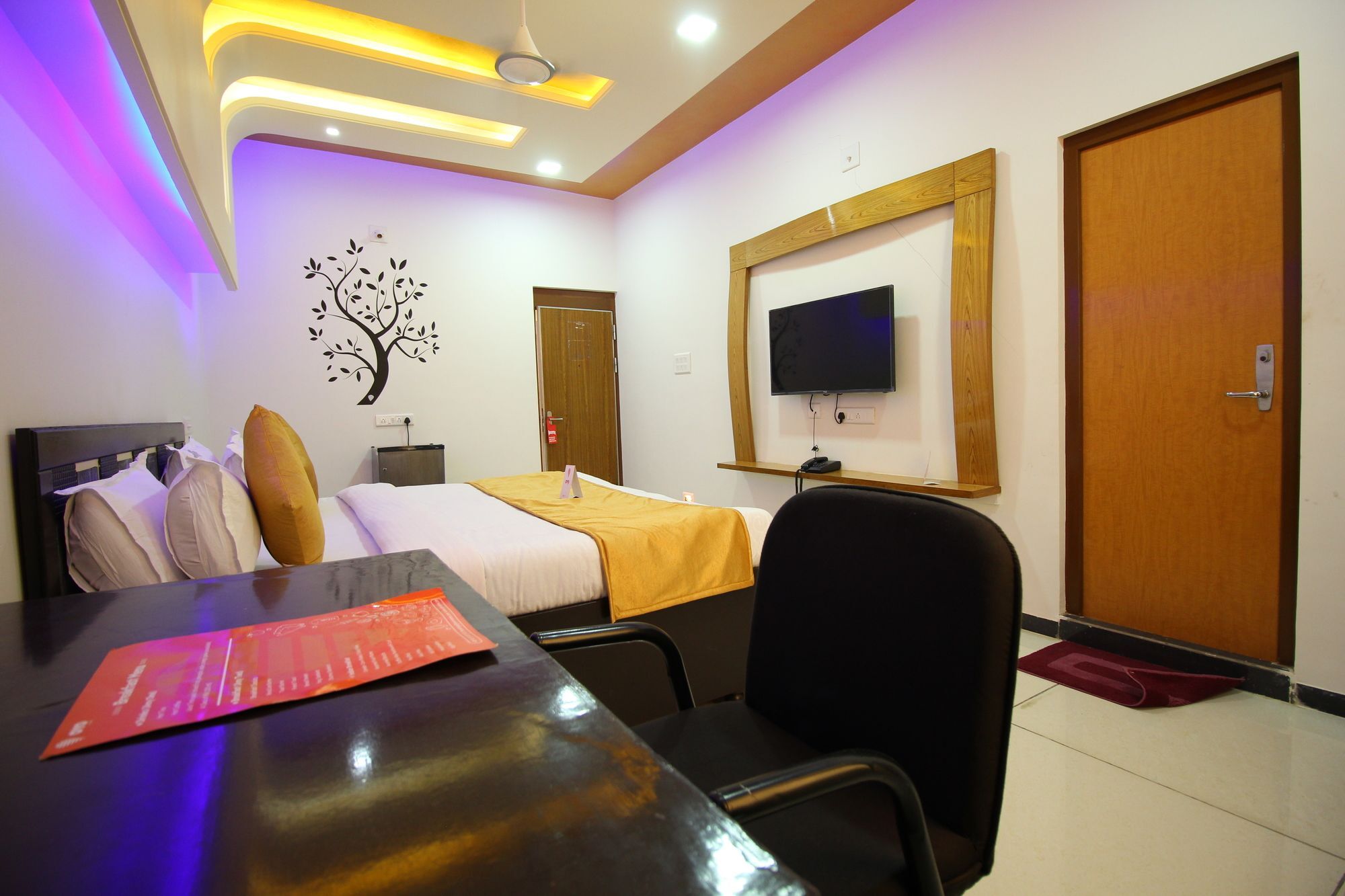 Palette- Siddharth Inn กันตินาการ์ ภายนอก รูปภาพ