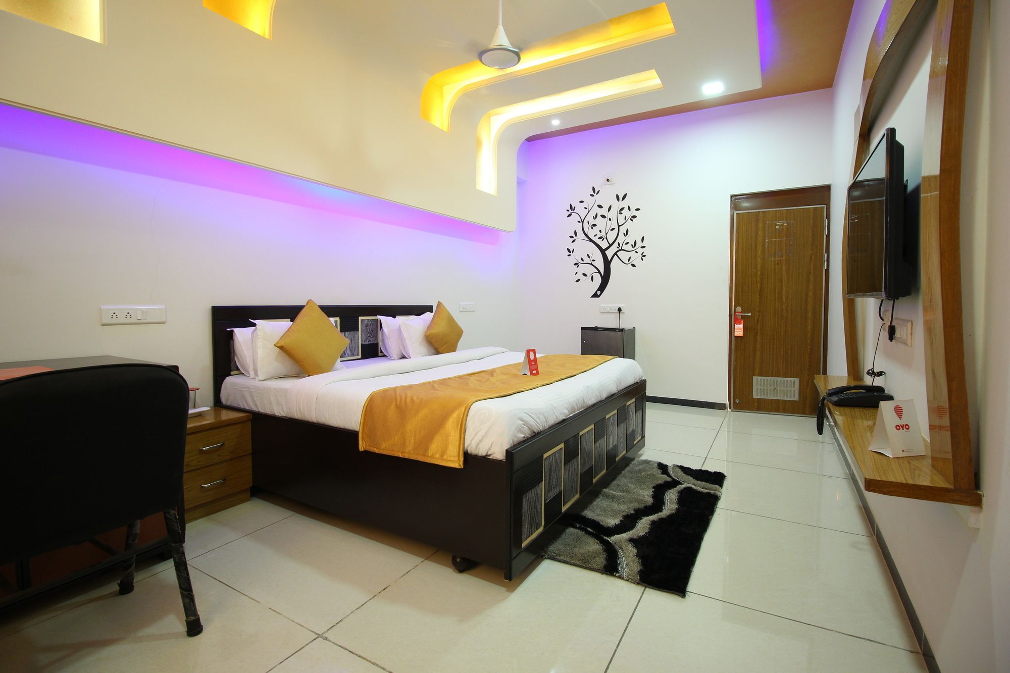 Palette- Siddharth Inn กันตินาการ์ ภายนอก รูปภาพ