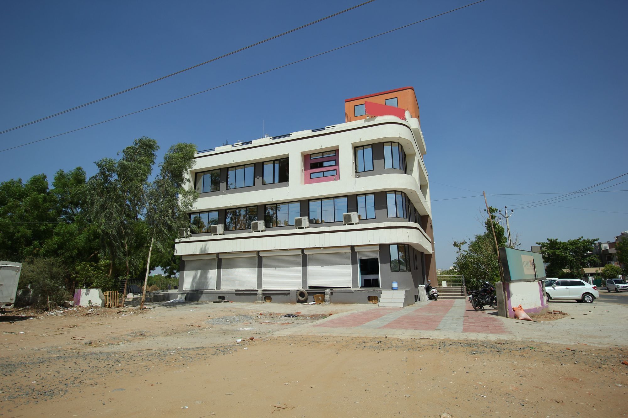 Palette- Siddharth Inn กันตินาการ์ ภายนอก รูปภาพ